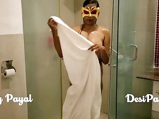 Desi Damsel Youthfull Bhabhi Payal In Bathroom Taking Bathroom And Getting Off - South Indian, Desi Bhabhi And Douche Getting Off